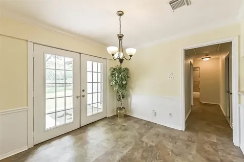105 W Wildwinn Drive Alvin TX 77511