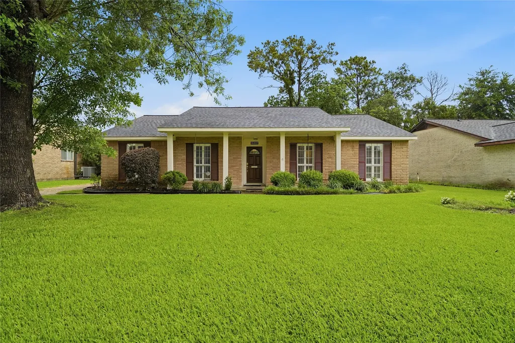 16007 Fathom Lane Houston TX 77062