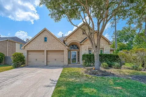 6206 Falling Briar Lane Sugar Land TX 77479