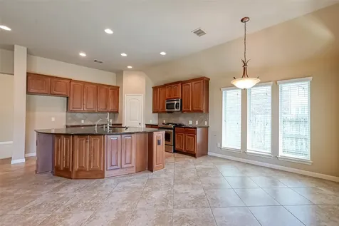 6206 Falling Briar Lane Sugar Land TX 77479