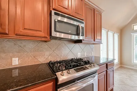 6206 Falling Briar Lane Sugar Land TX 77479