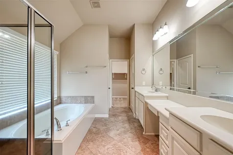 6206 Falling Briar Lane Sugar Land TX 77479