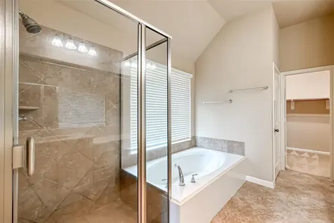 6206 Falling Briar Lane Sugar Land TX 77479