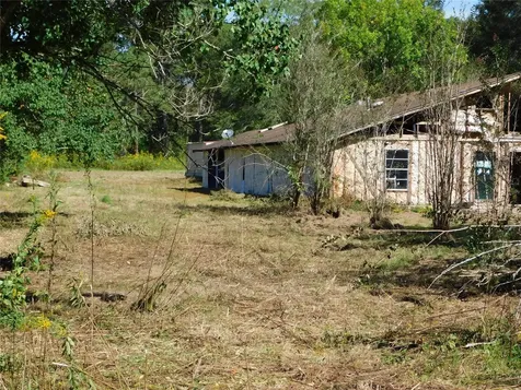 328 County Road 3893 W Cleveland TX 77328