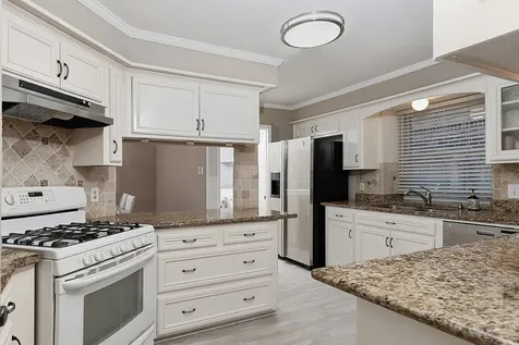 99 N Deerfoot Circle The Woodlands TX 77380