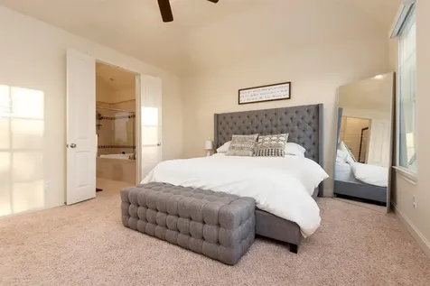 2010 Beall Street Houston TX 77008