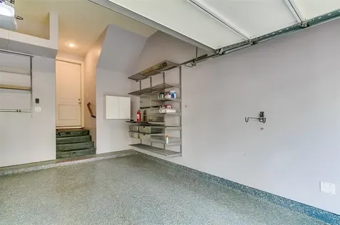 2010 Beall Street Houston TX 77008