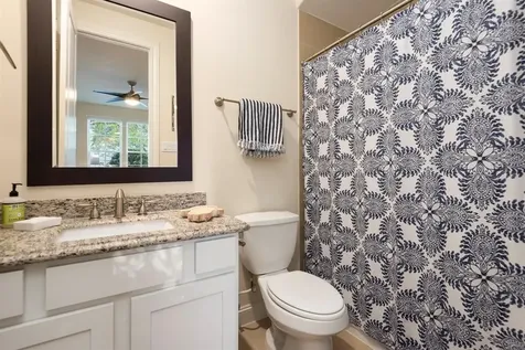 2010 Beall Street Houston TX 77008