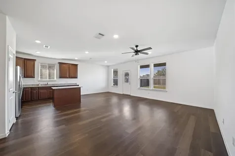 329 Paso Fino Drive Alvin TX 77511