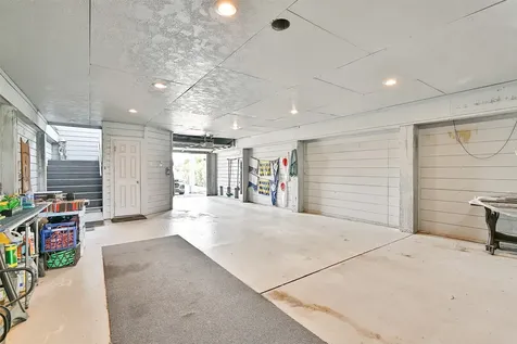8111 Broadway Street 5 Galveston TX 77554
