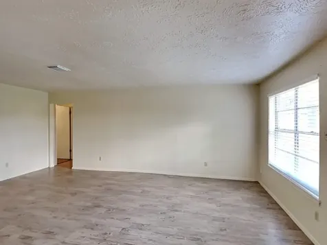 9812 Robin Street La Porte TX 77571
