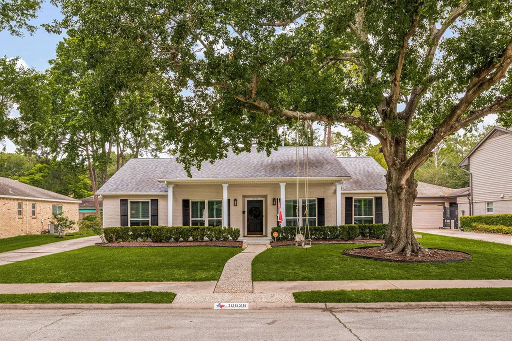10626 Holly Springs Drive Houston TX 77042