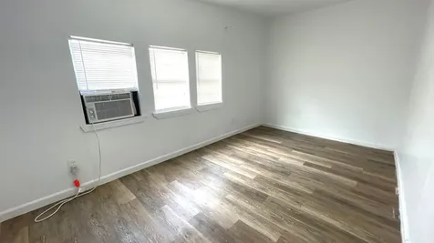 5523 Avenue O 1/2 South Galveston TX 77551