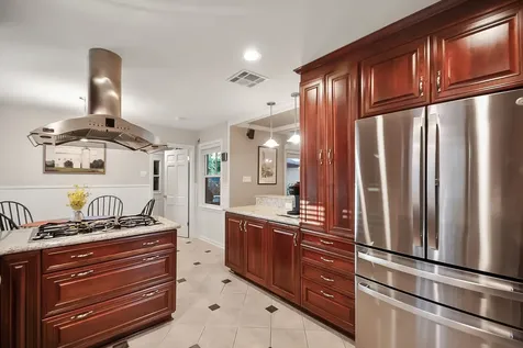 2503 Baycrest Drive Houston TX 77058