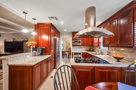 2503 Baycrest Drive Houston TX 77058