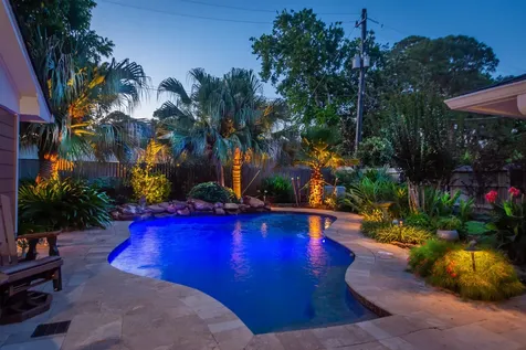 2503 Baycrest Drive Houston TX 77058