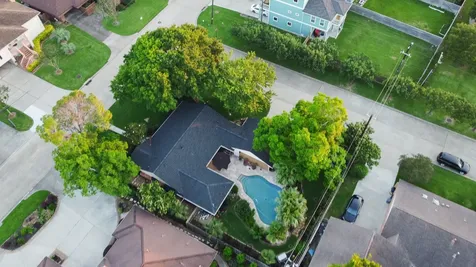 2503 Baycrest Drive Houston TX 77058