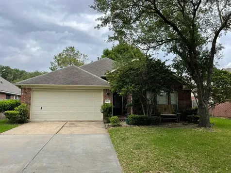 4611 Silverlake Drive Sugar Land TX 77479