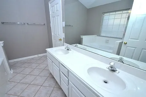 4611 Silverlake Drive Sugar Land TX 77479