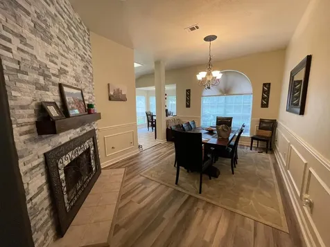 4611 Silverlake Drive Sugar Land TX 77479