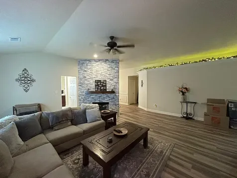4611 Silverlake Drive Sugar Land TX 77479
