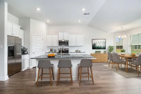 4325 Leslies Way Dickinson TX 77539