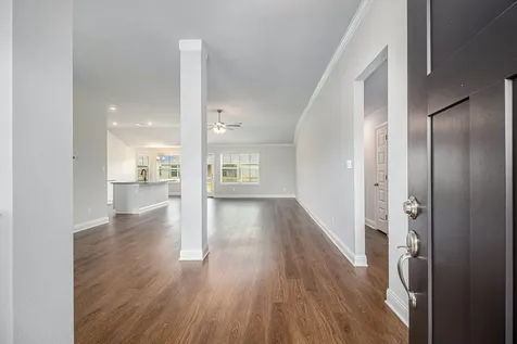 4325 Leslies Way Dickinson TX 77539