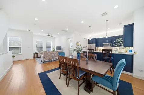 1910 Fletcher Street Houston TX 77009