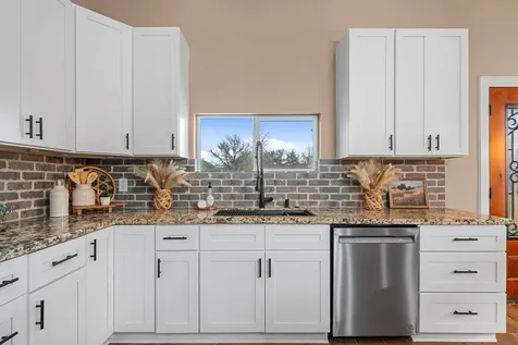 4011 County Road 219 Anderson TX 77830