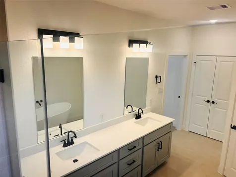 1526 Armada Drive Houston TX 77091