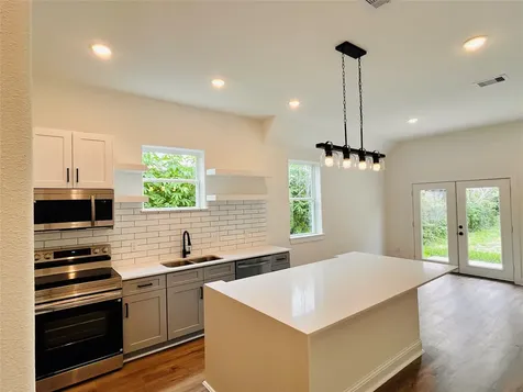 1526 Armada Drive Houston TX 77091