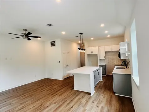 1526 Armada Drive Houston TX 77091