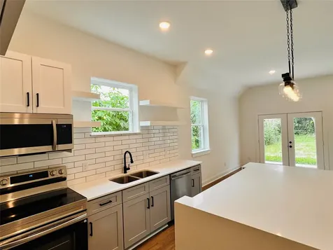 1526 Armada Drive Houston TX 77091