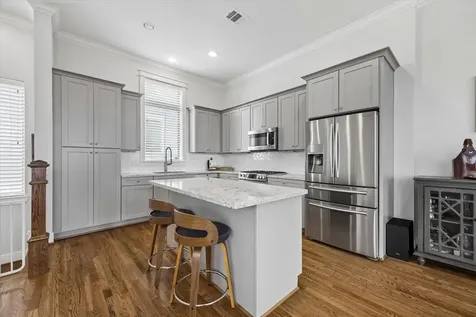 2503 Nicholson Street Houston TX 77008