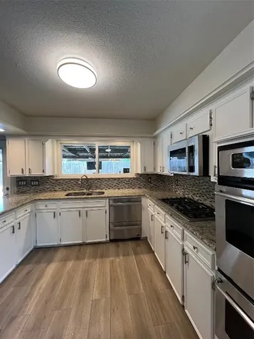 2417 Colleen Drive Pearland TX 77581