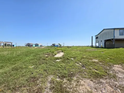 900 Mariner Street Sargent TX 77414