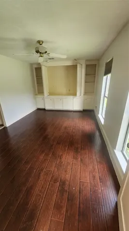 2127 Manor Green Drive Houston TX 77077
