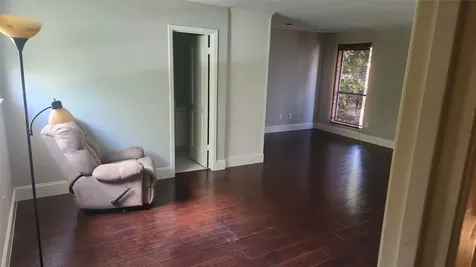 2127 Manor Green Drive Houston TX 77077
