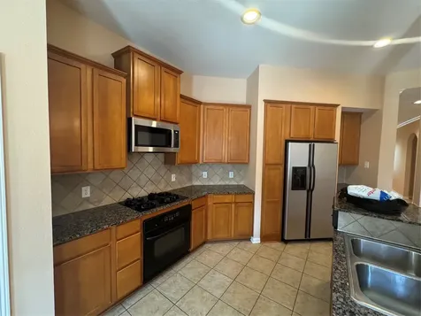 506 Cypress Vista W 2 Houston TX 77094