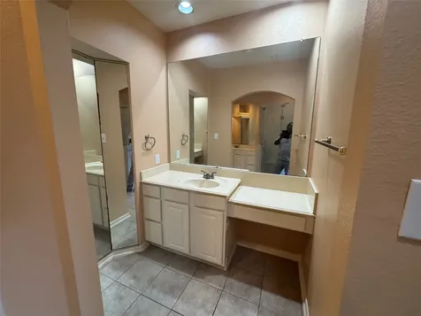 506 Cypress Vista W 2 Houston TX 77094
