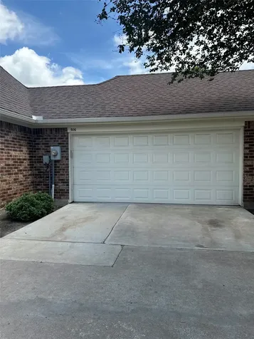 506 Cypress Vista W 2 Houston TX 77094