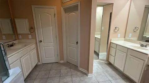 506 Cypress Vista W 2 Houston TX 77094