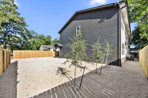 4611 Dewberry Street Street B Houston TX 77021