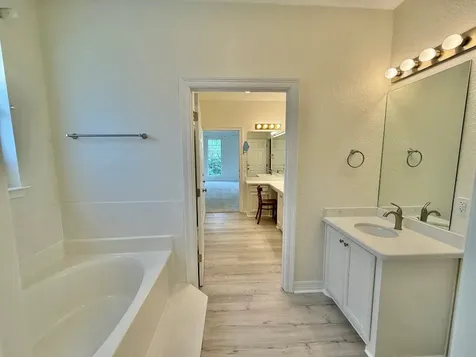 302 Buckingham Drive Port Neches TX 77651