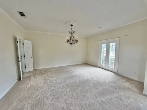 302 Buckingham Drive Port Neches TX 77651