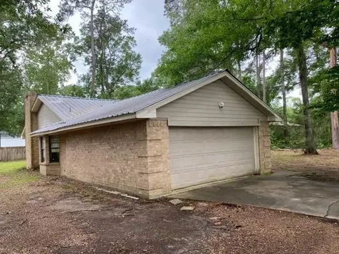 272 County Road 337 Cleveland TX 77327
