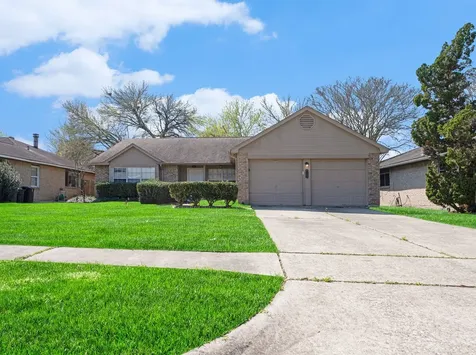 1826 Pilgrims Point Drive Friendswood TX 77546