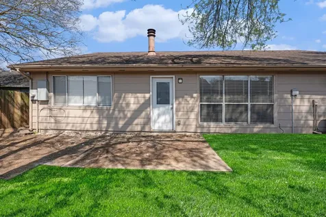 1826 Pilgrims Point Drive Friendswood TX 77546