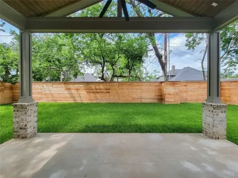 1922 Norcrest Dr Drive Houston TX 77055
