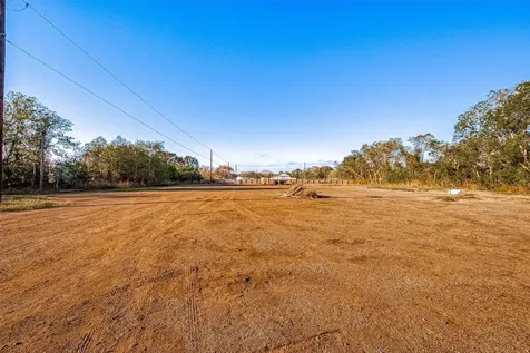 100 Mulcahy Street 264 Damon TX 77430